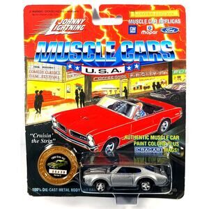 Johnny Lightning Muscle Cars Series 5 USA 1969 OLDS 442, New, See Pics/Descr.